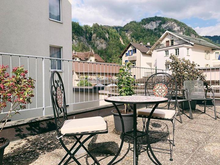 Hotel Rebstock Meiringen Εξωτερικό φωτογραφία