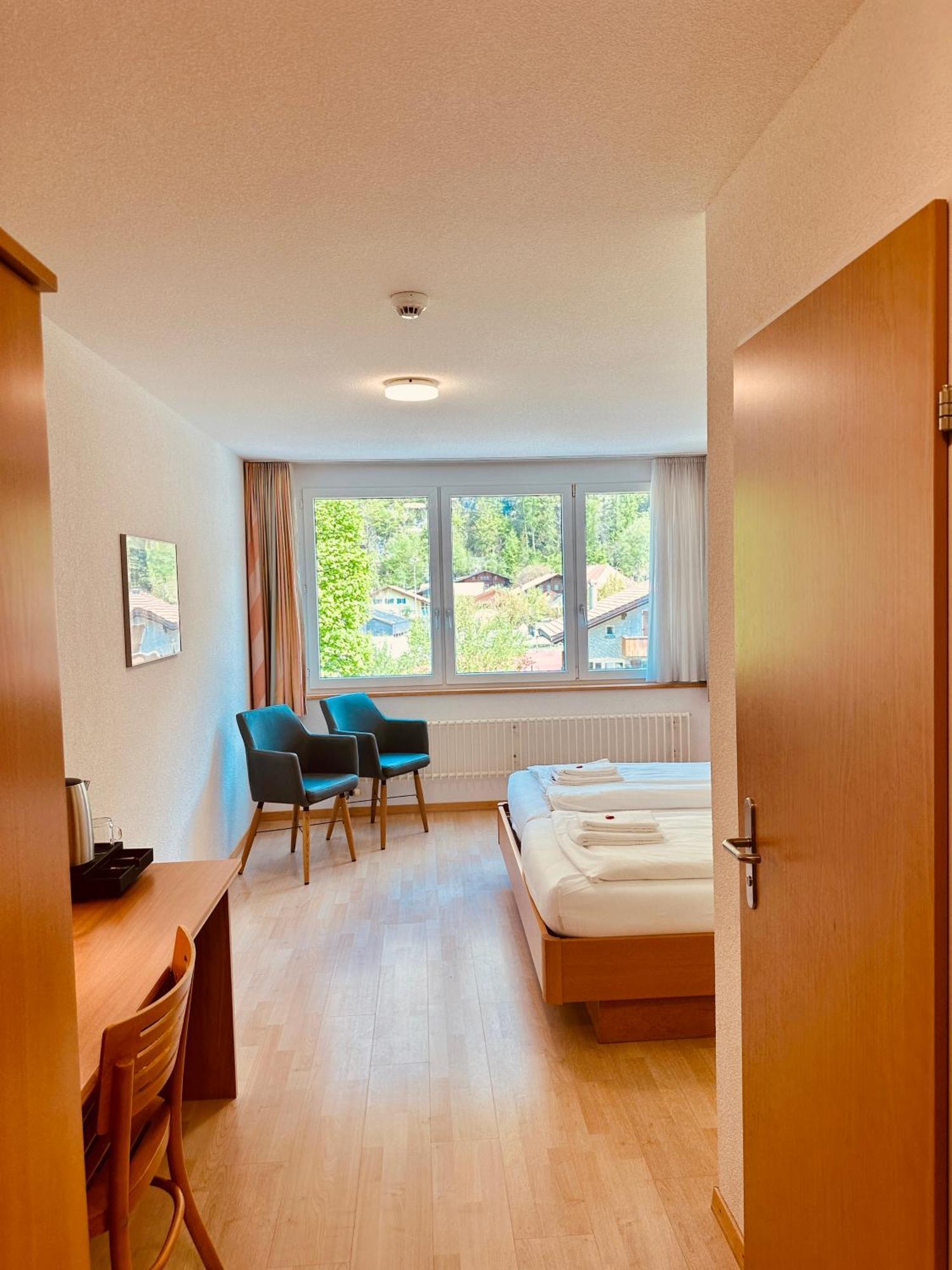 Hotel Rebstock Meiringen Εξωτερικό φωτογραφία