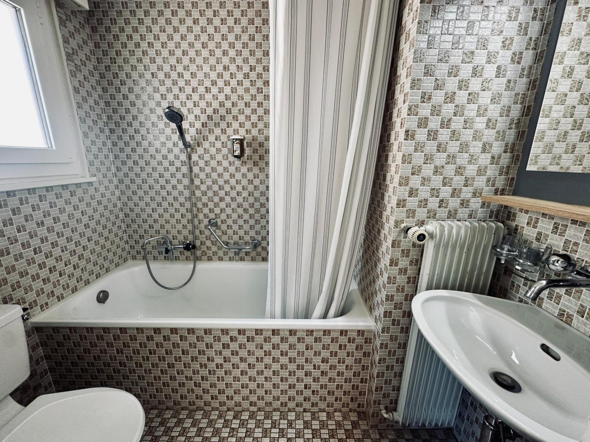 Hotel Rebstock Meiringen Εξωτερικό φωτογραφία