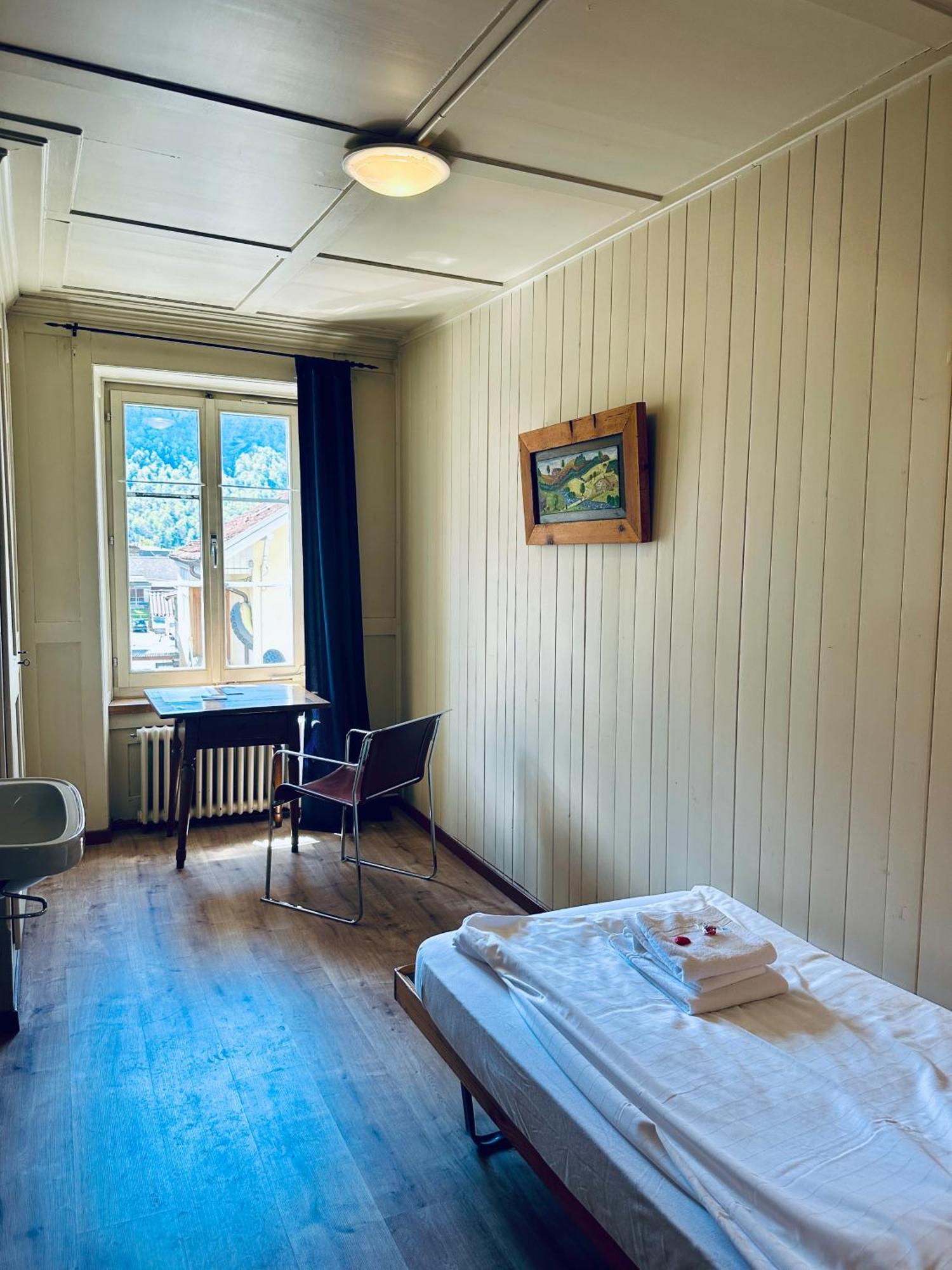 Hotel Rebstock Meiringen Εξωτερικό φωτογραφία